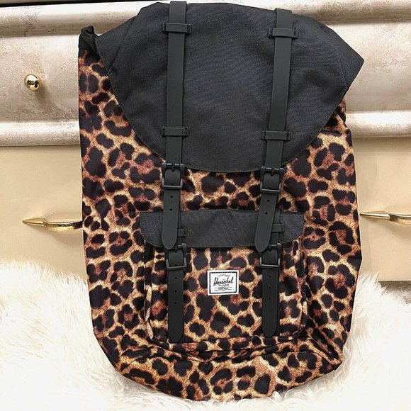 jansport backpack snow Driver 8 Rolling comfortable shoulder straps Color:Badlands Jansport Bag Plain Color sml
